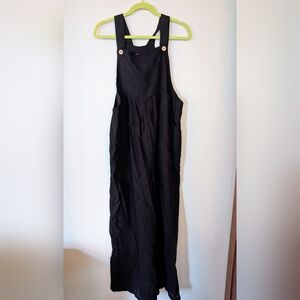 Hem & Thread Black Maxi Dress